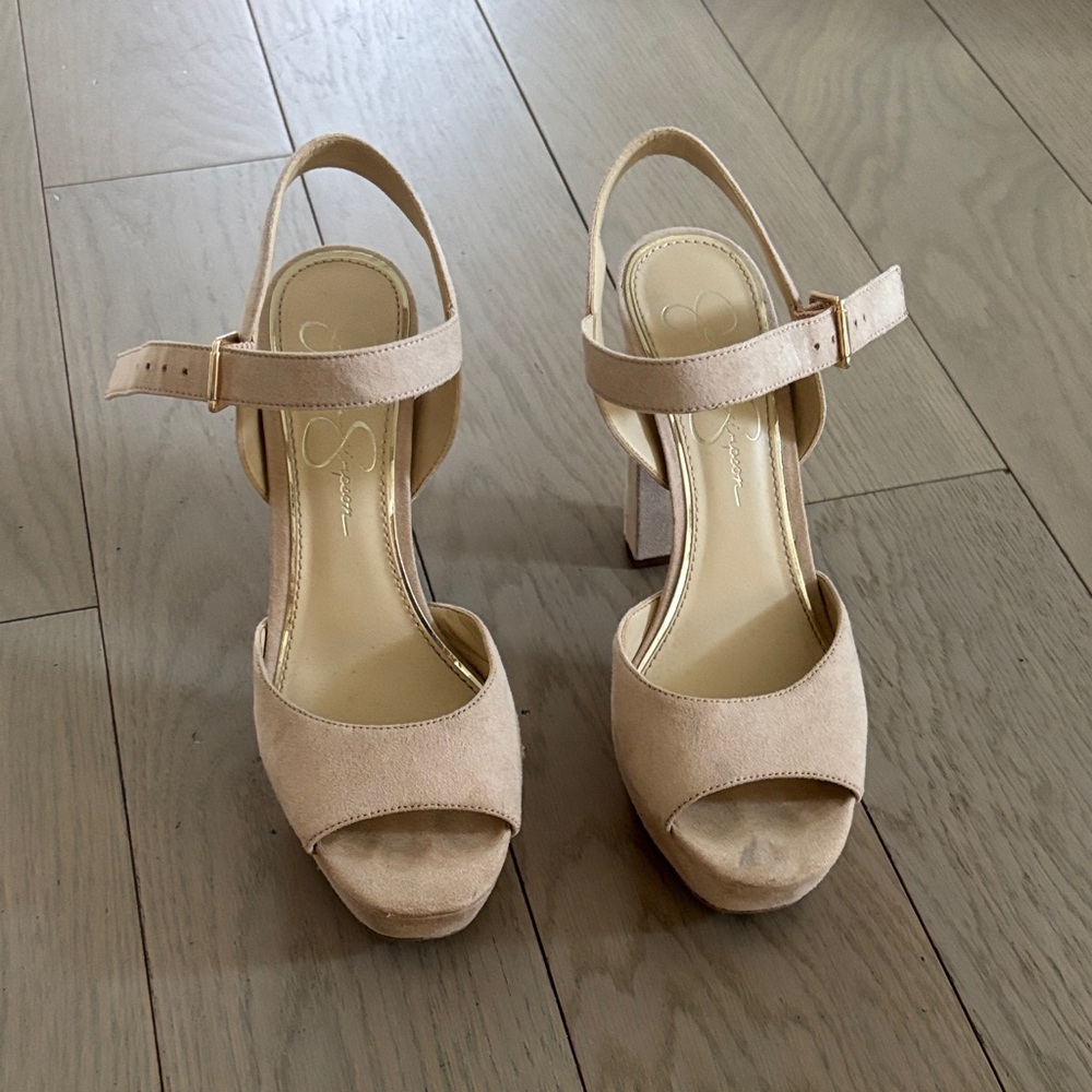 Jessica Simpson Nude Platform Heels